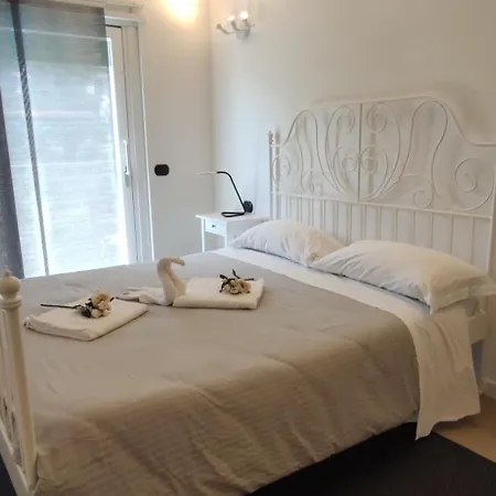 Alessandra Supervacanza - *