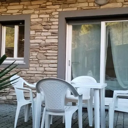Alessandra Supervacanza House - Semesterbostad Domaso
