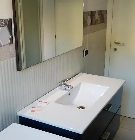 Alessandra Supervacanza House - *